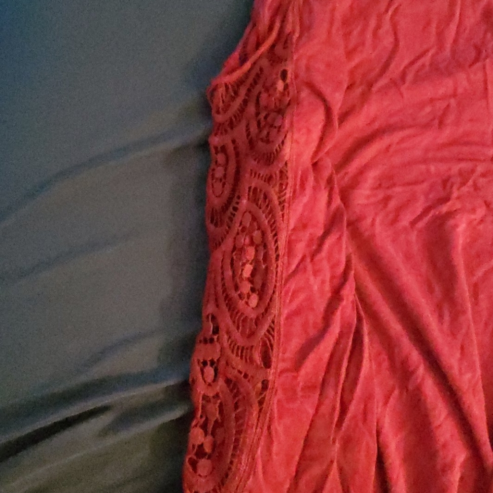 Cold Shoulder Top - Picture 2 of 8